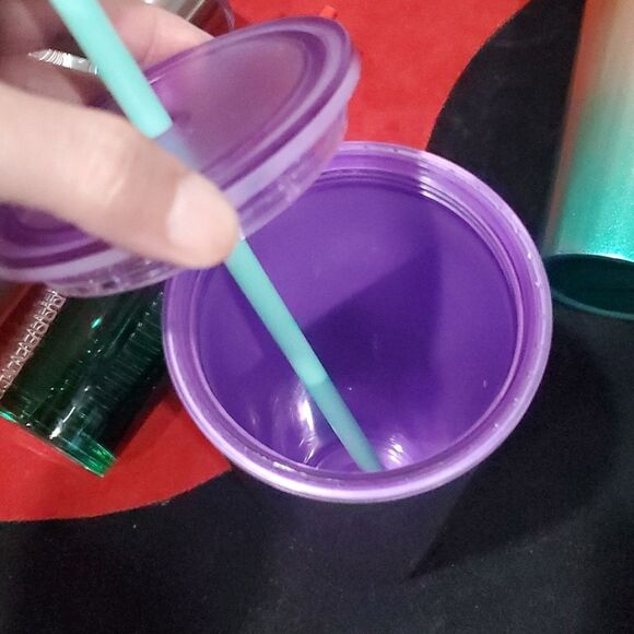 4 Starbucks Tumblers - Picture 7 of 16